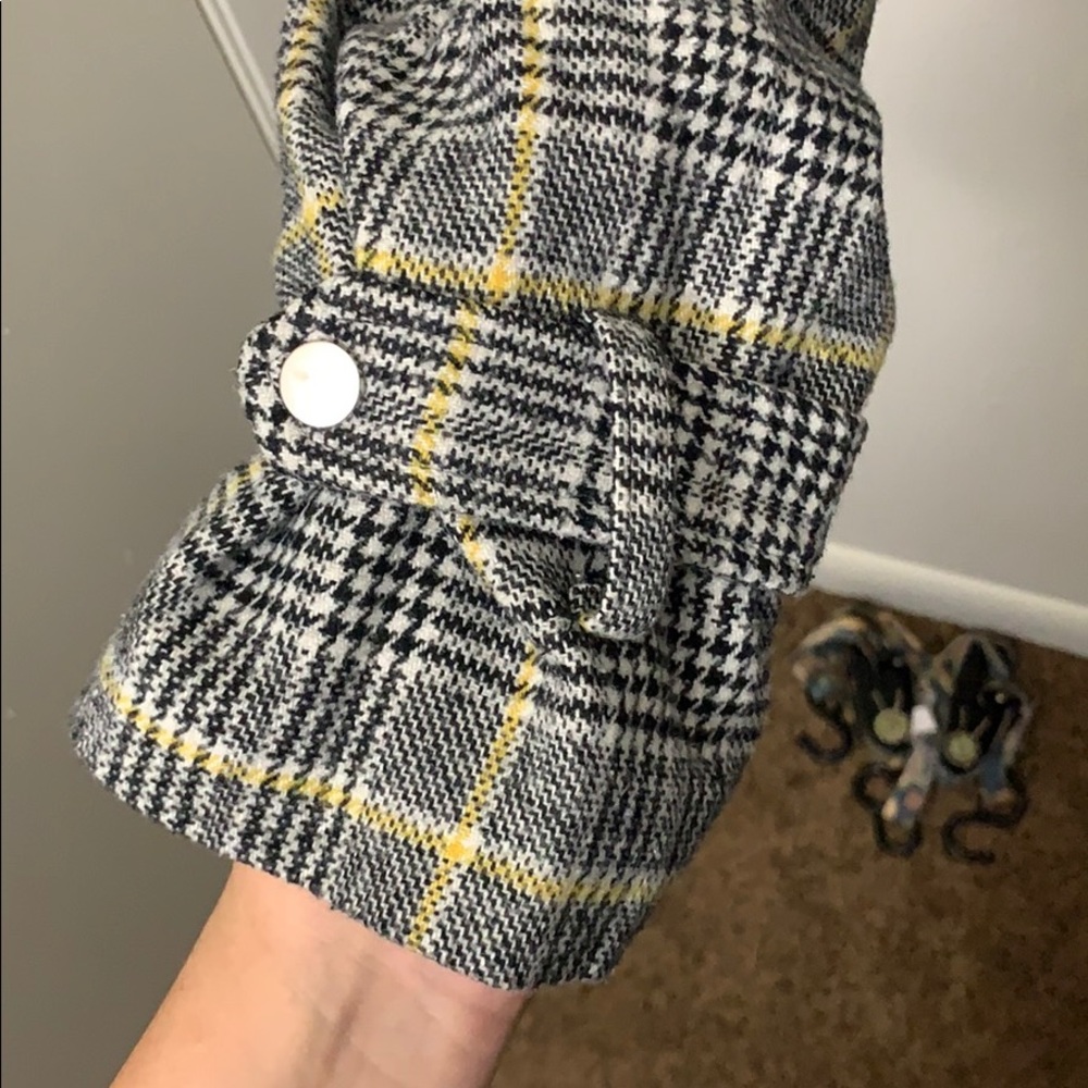 🌻Cropped jacket🌻 - Picture 2 of 3